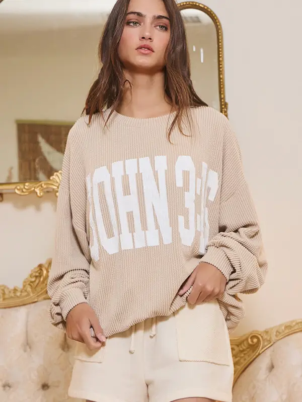 John 3:16' Print Oversized Graphic Top